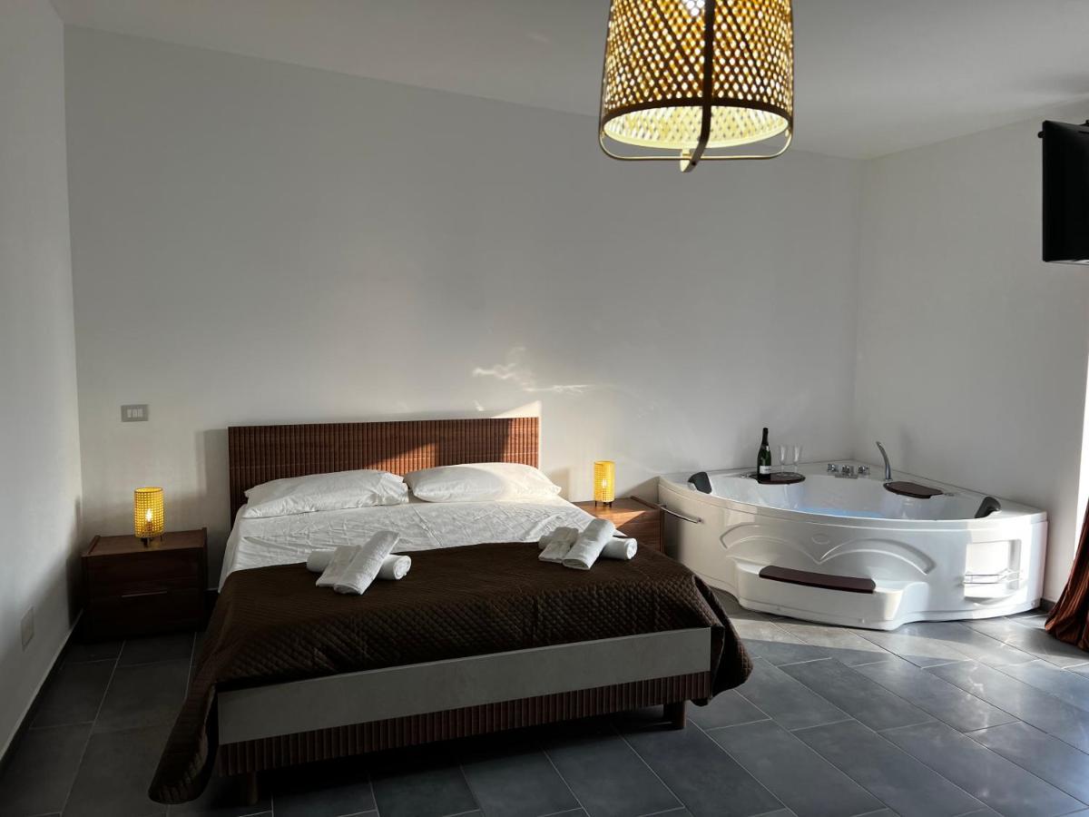 Habitat Luxury Suites Bellona Eksteriør billede