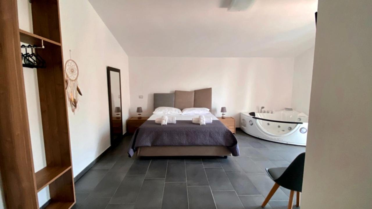 Habitat Luxury Suites Bellona Eksteriør billede
